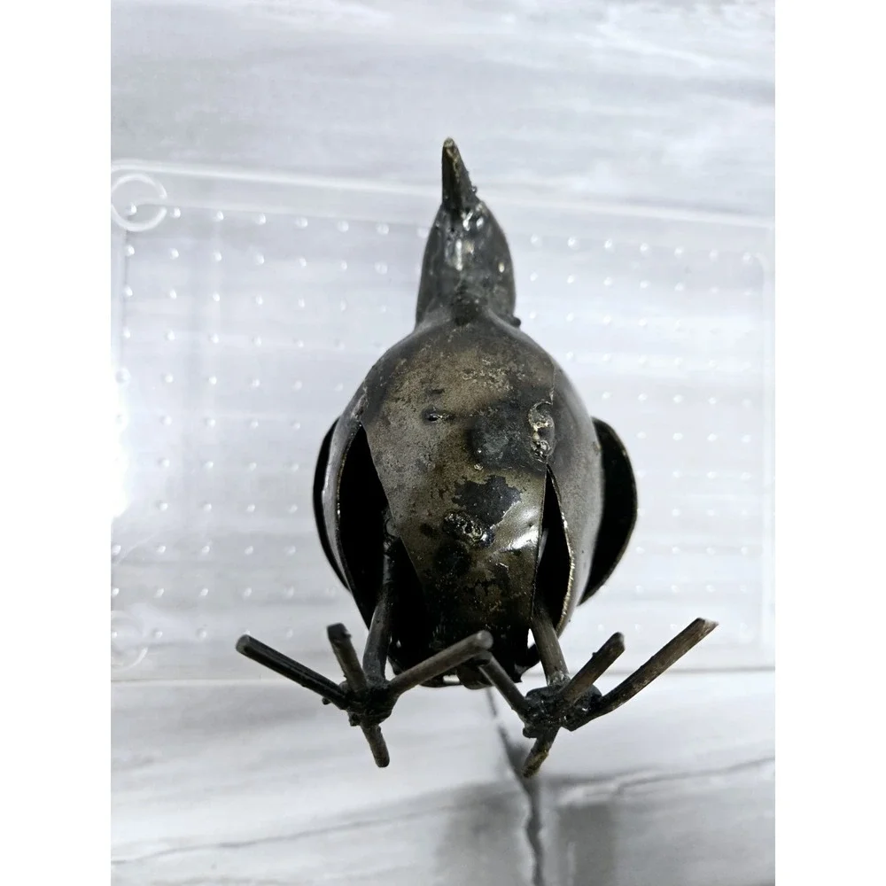 VINTAGE FOLK ART RECYCLED  METAL HAND MADE  Welded BLUE JAY STANDING BIRD 4 Inch - Picture 8 of 9